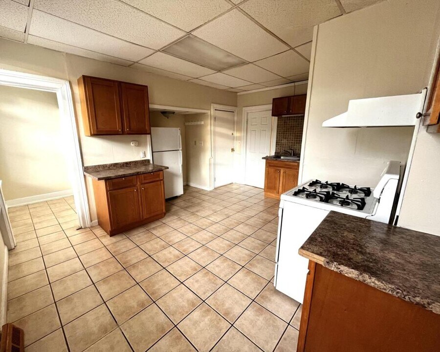 1104 Barrett St in Schenectady, NY - Building Photo