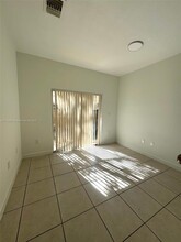 1652 SE 28th St in Homestead, FL - Building Photo - Building Photo