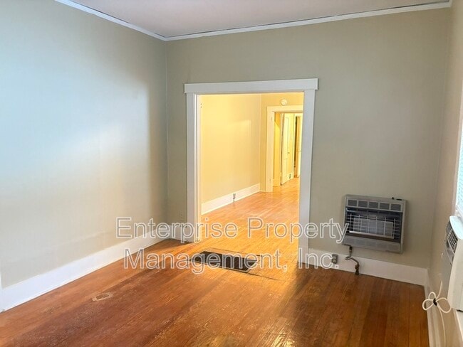 2187 Court Ave in Memphis, TN - Building Photo - Building Photo