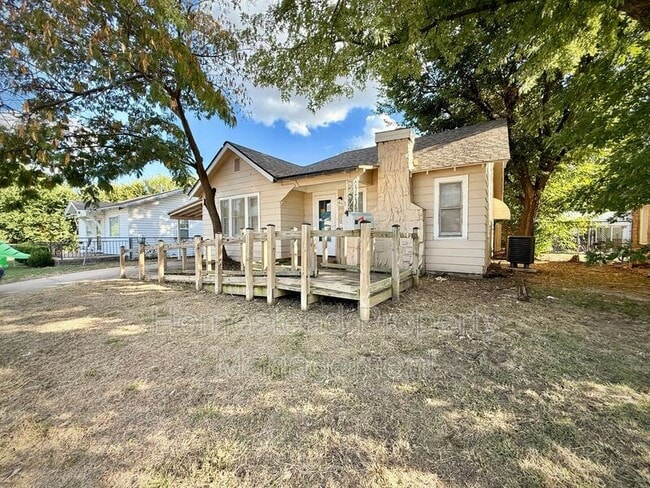 property at 2946 NW 15th St