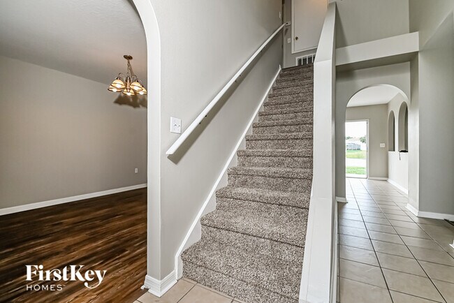 10915 Banyan Wood Way in Riverview, FL - Building Photo - Building Photo