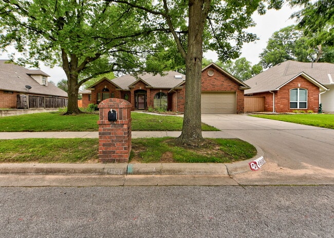 4808 Baker St in Norman, OK - Building Photo - Building Photo