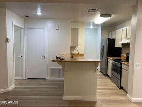 2035 S Elm St in Tempe, AZ - Building Photo - Building Photo