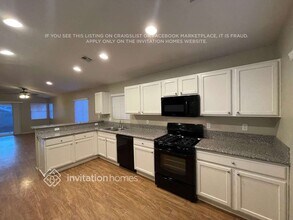 285 Mayberry St in Henderson, NV - Building Photo - Building Photo