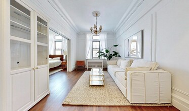 780 Madison Ave, Unit 7A in New York, NY - Building Photo - Building Photo