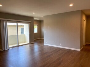1132 16th St, Unit 5 in Santa Monica, CA - Foto de edificio - Building Photo