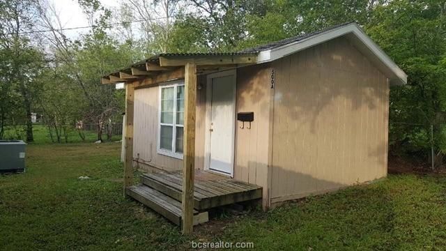 500 Nagle St in College Station, TX - Building Photo