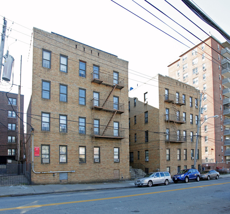 34 Pier St in Yonkers, NY - Building Photo