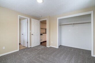 2668 Sheridan Dr in Tonawanda, NY - Building Photo - Building Photo