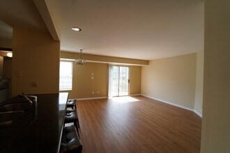 131 Kristin Cir in Schaumburg, IL - Building Photo - Building Photo