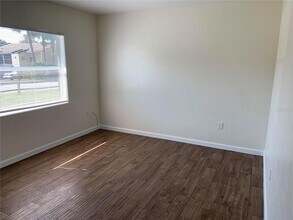 127 E Kentucky Ave in DeLand, FL - Building Photo - Building Photo