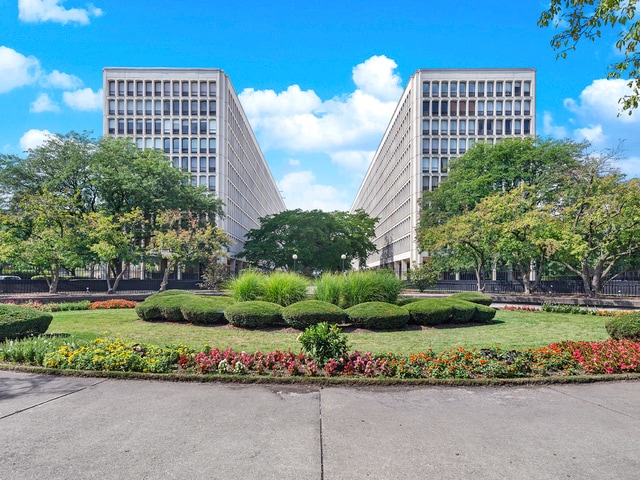 1400 E 55th Pl in Chicago, IL - Building Photo - Building Photo