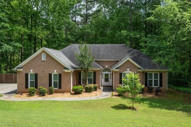 property at 1784 Brittany Chase NW