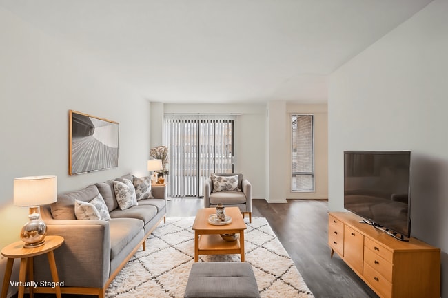 Trillium Apartments in Fairfax, VA - Foto de edificio - Building Photo