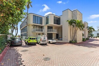 2155 S Ocean Blvd in Delray Beach, FL - Building Photo - Building Photo