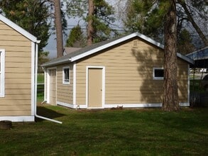 1219 4th Ave W in Columbia Falls, MT - Building Photo - Building Photo