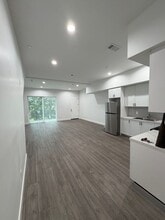 6905 Ben Ave in Los Angeles, CA - Building Photo - Building Photo