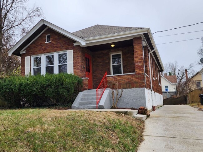 3525 Mary Ann Ln in Cincinnati, OH - Building Photo - Building Photo