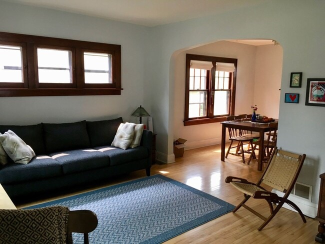 property at 3250 Ulysses St NE