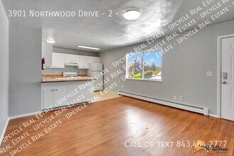 3901 Northwood Dr in Anchorage, AK - Building Photo - Building Photo
