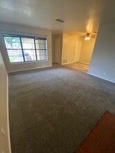 24 Bent Tree Rd in Roswell, NM - Building Photo - Building Photo