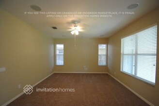 2905 Red Coat Cir in Brandon, FL - Building Photo - Building Photo