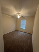 19530 Sandy Woods Dr in Tomball, TX - Building Photo - Building Photo