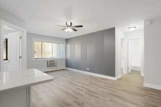 6029 N Winthrop Ave in Chicago, IL - Building Photo - Building Photo