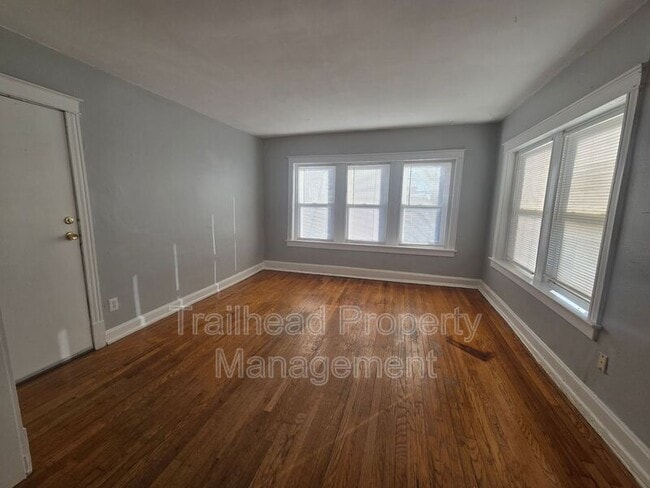 4006 Warwick Blvd in Kansas City, MO - Building Photo - Building Photo