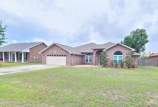 1224 Huntington Ridge Rd in Lynn Haven, FL - Building Photo - Building Photo