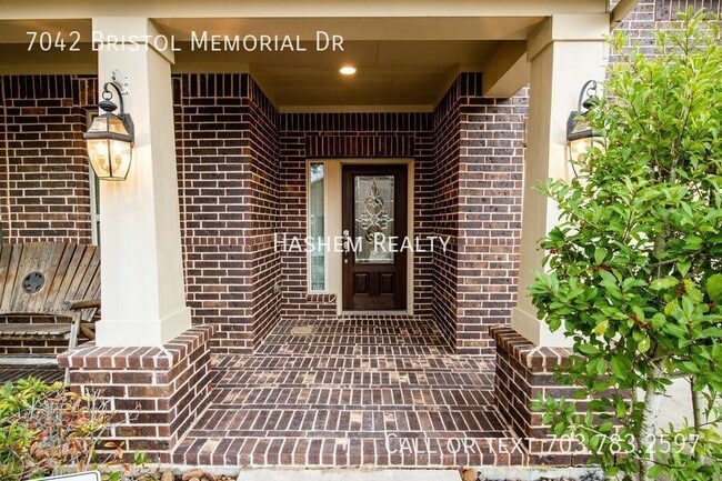 7042 Bristol Memorial Dr in Spring, TX - Building Photo - Building Photo