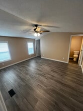 911 West Ave in Webster City, IA - Building Photo - Building Photo