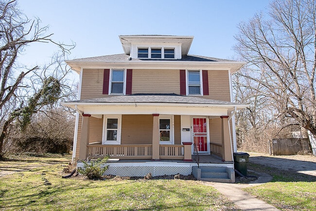 property at 2141 Philadelphia Dr