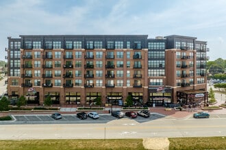 Top of The Mount Apartments in Mount Prospect, IL - Building Photo - Building Photo