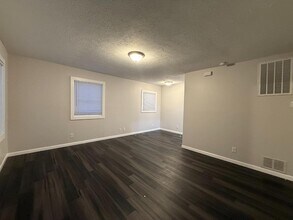 4012 E 30th St in Indianapolis, IN - Building Photo - Building Photo