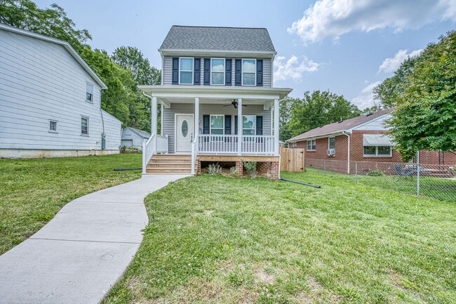 1311 -1/2 Ashley St in Henrico, VA - Foto de edificio - Building Photo