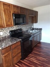 1606 High Chaparral Dr in Leander, TX - Building Photo - Building Photo