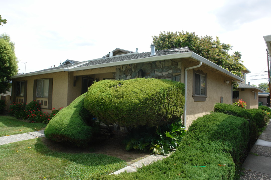 440 Richfield Dr in San Jose, CA - Foto de edificio