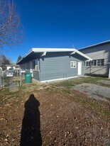 2428 Union Ave in Klamath Falls, OR - Building Photo