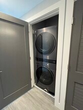 367 Western Ave, Unit 606 in Boston, MA - Foto de edificio - Building Photo