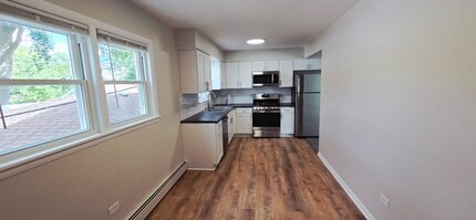 4848 W 83rd St in Burbank, IL - Foto de edificio - Building Photo