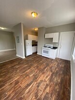 42 Shelton Ave, Unit 3R