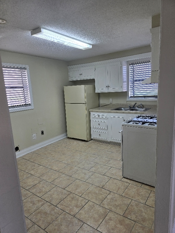 614 Fairview Ave, Unit 6 in Greenville, MS - Foto de edificio - Building Photo