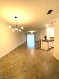 2049 Tamarron Ln in Naples, FL - Building Photo - Building Photo