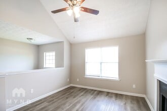 737 Lilac Dr in Locust Grove, GA - Building Photo - Building Photo