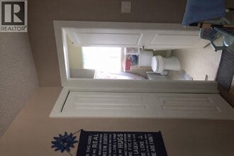 7489 19th Ave in Burnaby, BC - Building Photo - Building Photo