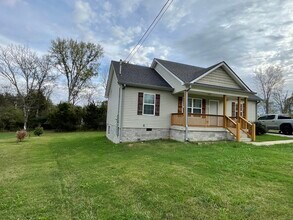 247 Boyette Ave in Lewisburg, TN - Building Photo - Building Photo