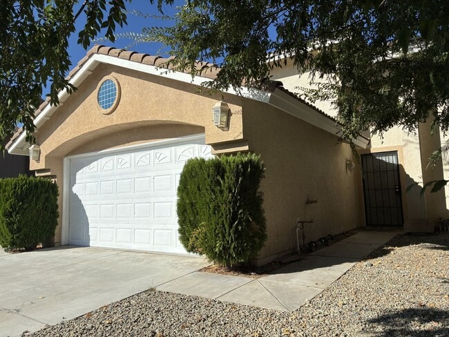 5585 Osborne Ct in San Bernardino, CA - Building Photo - Building Photo