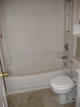 1176 N Vermont St in Arlington, VA - Building Photo - Building Photo