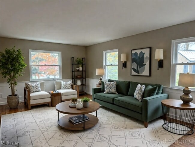 8896 Spring Valley Dr in Mentor, OH - Building Photo - Building Photo